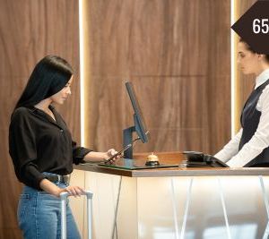 ALOJAMIENTOS: RECEPCIÓN Y ATENCIÓN AL CLIENTE